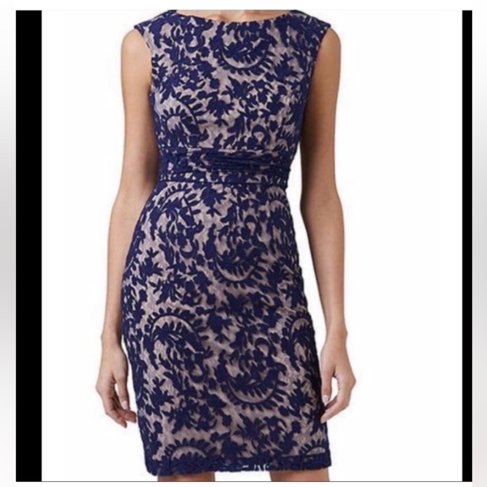 Adrianna Papell Blue Lace Dress Sleeveless Party Formal Wedding.  Sz 12.   EUC!